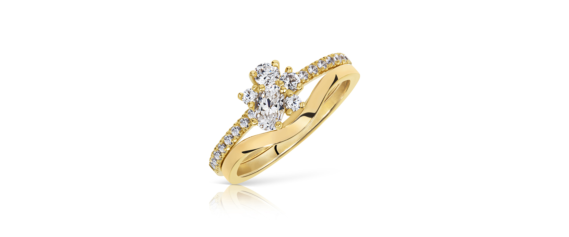 Astral cluster engagement ring 4 with fitted wedding band - yellow gold